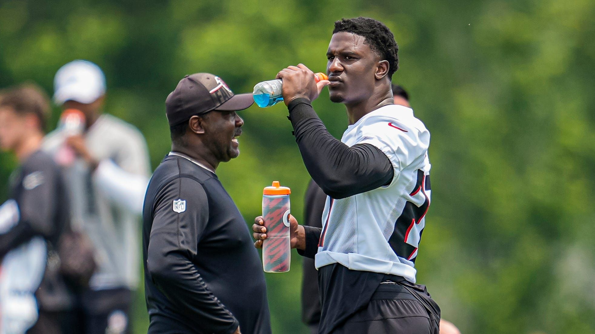 Falcons' James Pearce Jr. Returns to Minicamp After Arrest, Pretrial Diversion Approved Amid NFL Review