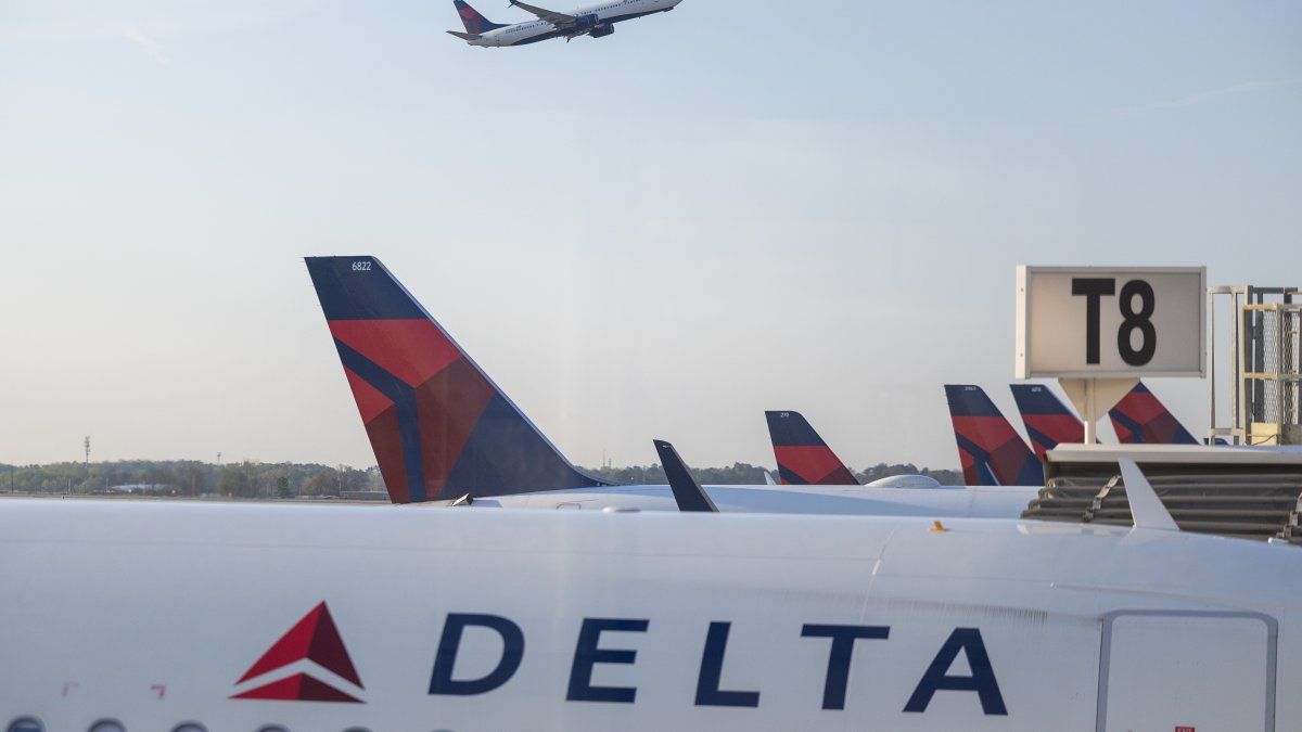 Delta A330 engine fire forces emergency return to São Paulo after takeoff