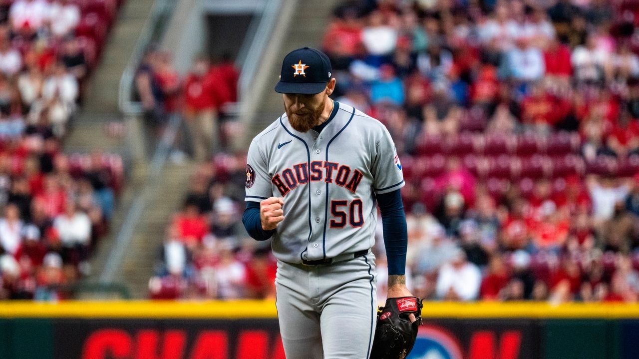 Houston Astros Beat Cincinnati Reds 10-0, Extending Losing Streak to Eight Games