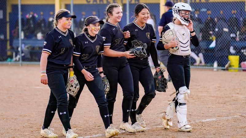 Lindenwood, FIU, Omaha Softball Players Earn CSC Academic All-District Honors for Dual Excellence