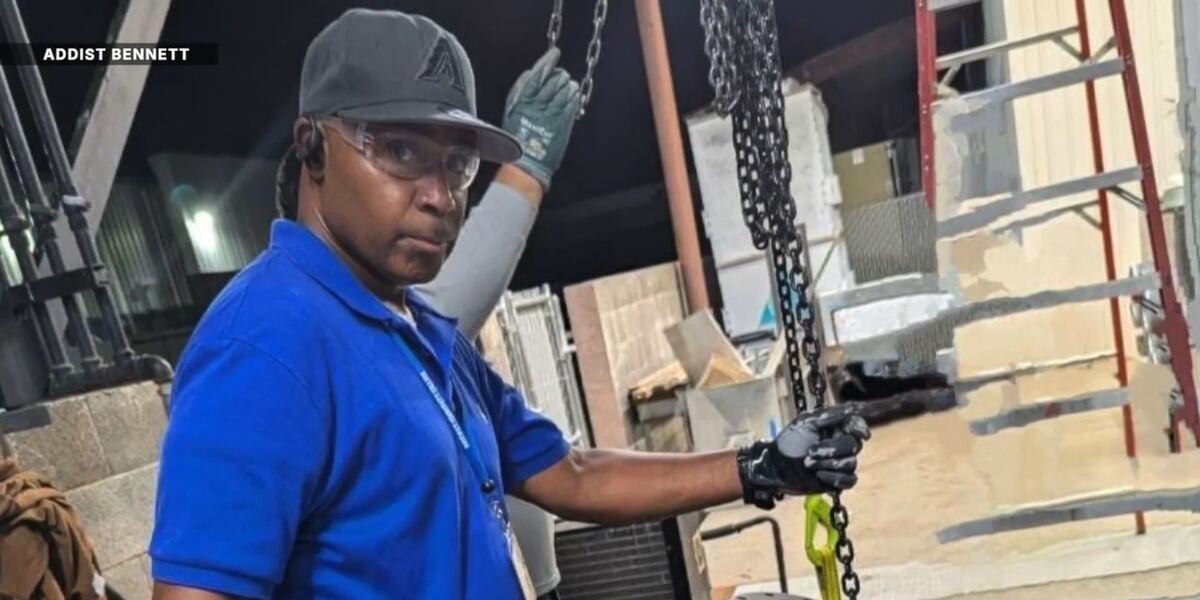 Arizona Man, Nearly 60, Rises From Homelessness to Become First-Time College Graduate