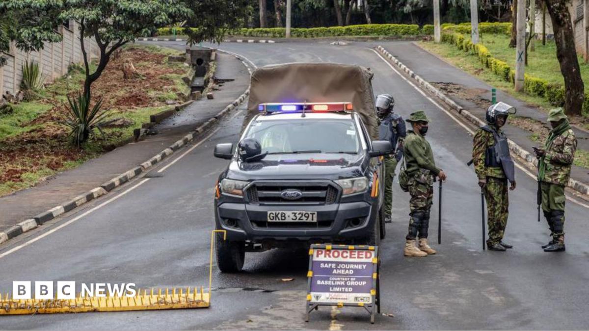 Kenyan Police Barricade Nairobi Roads Ahead of Anniversary Protests for Justice and Transparency