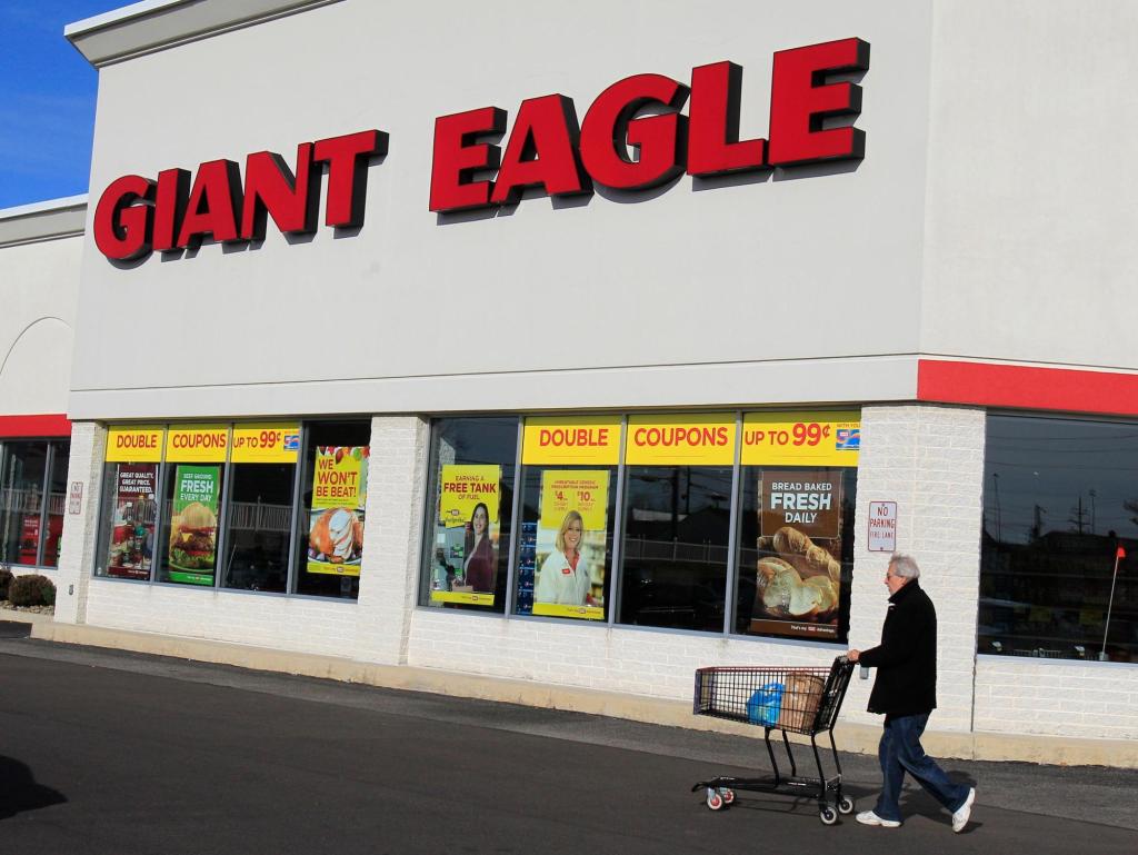 Kroger Acquires Giant Eagle for $1.65 Billion, Retaining Brand and Leadership