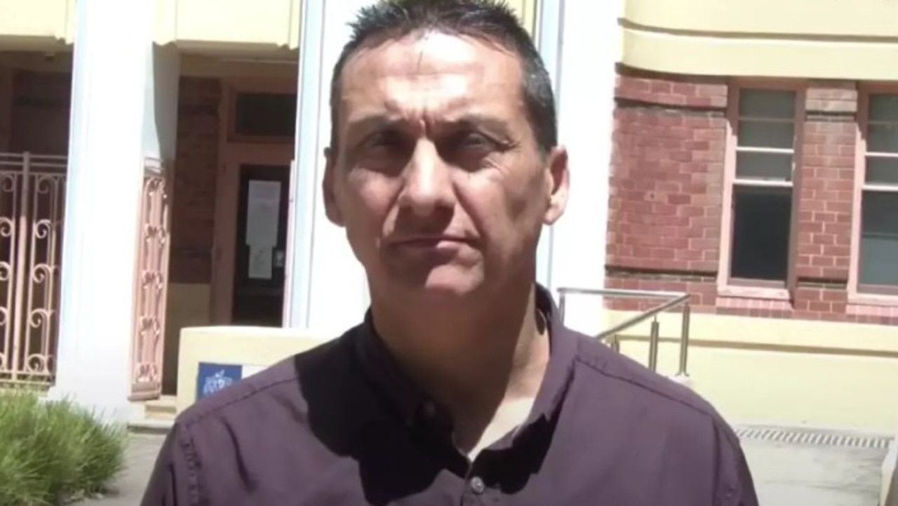 Victoria Police fatally shoot fugitive Dezi Freeman after seven-month manhunt following deaths of two officers in August warrant incident