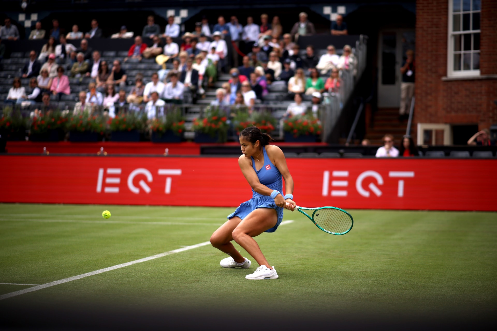 Emma Raducanu Dominates Anna Blinkova in Queen's Grass-Court Season Opener