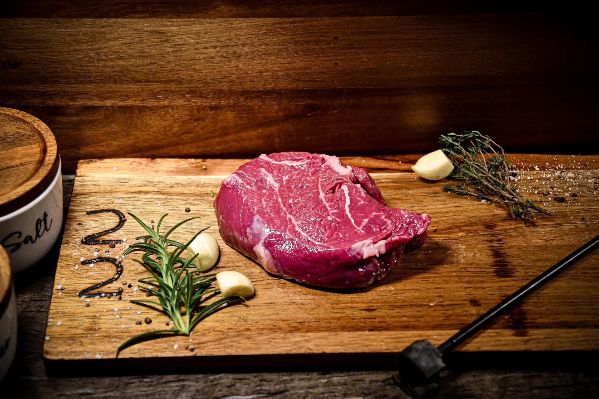 Everhart Financial reduces large-cap growth ETF by 17% while increasing Cisco stake and rebalancing holdings