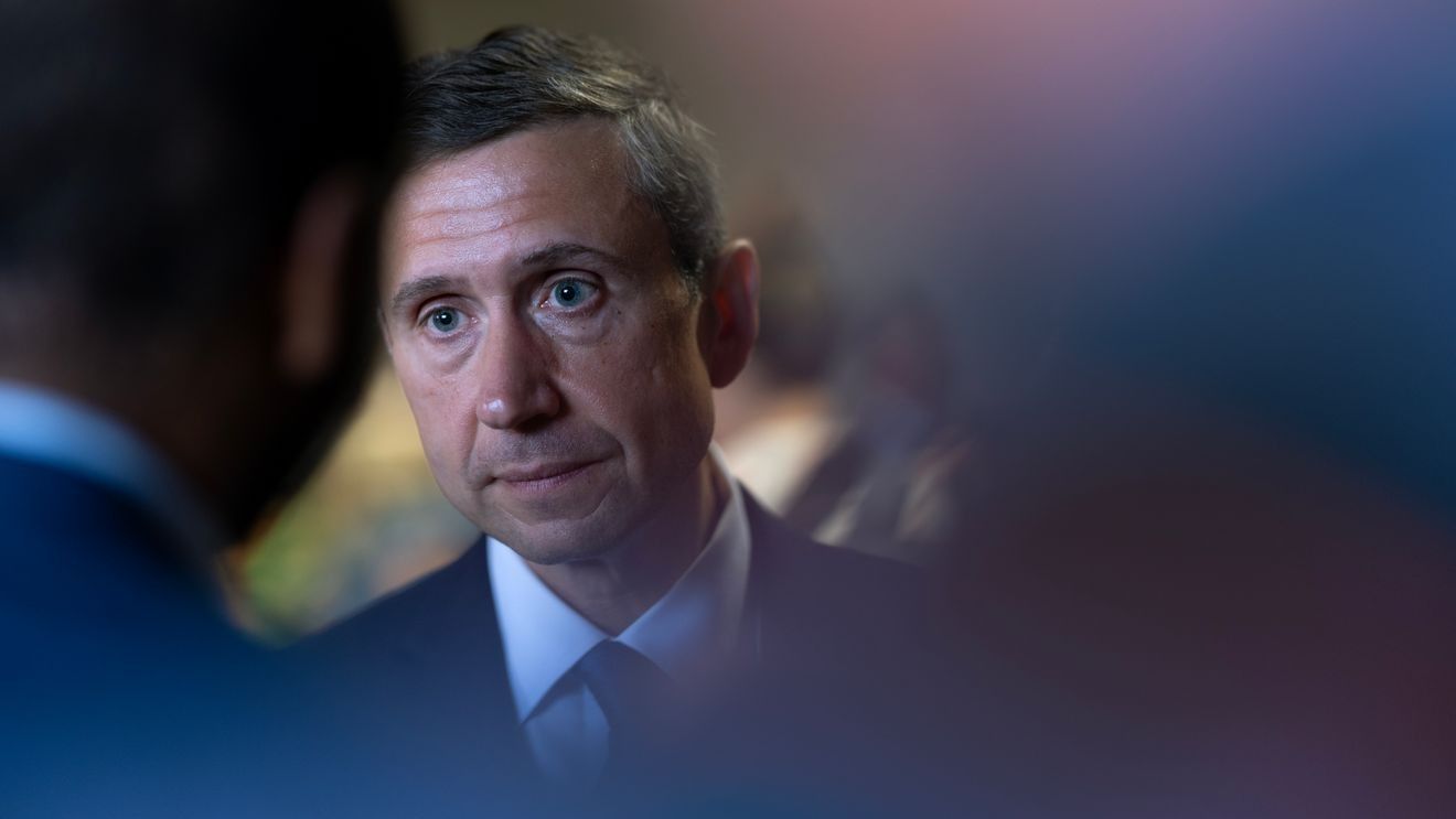 Democratic Election Review Sparks Internal Criticism, Revealing Deep Fractures and Financial Woes