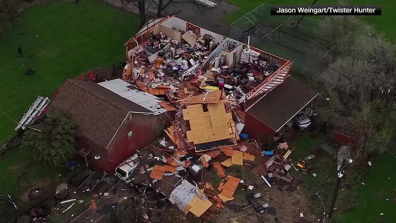 16-year-old motorcyclist loses both feet after Interstate 40 guardrail collision in Knoxville