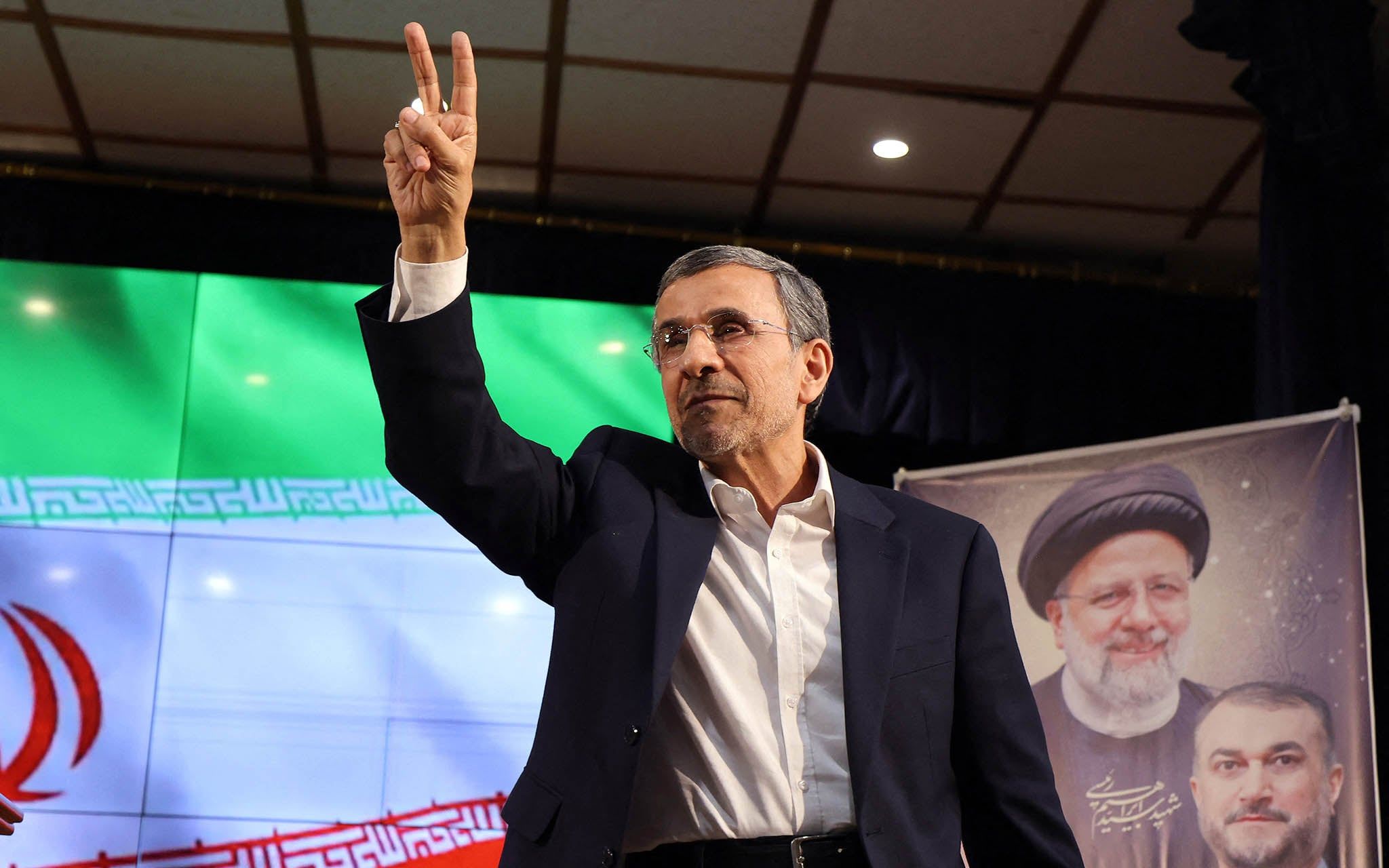 US-Israel Reportedly Planned Ahmadinejad Leadership After Khamenei's Death