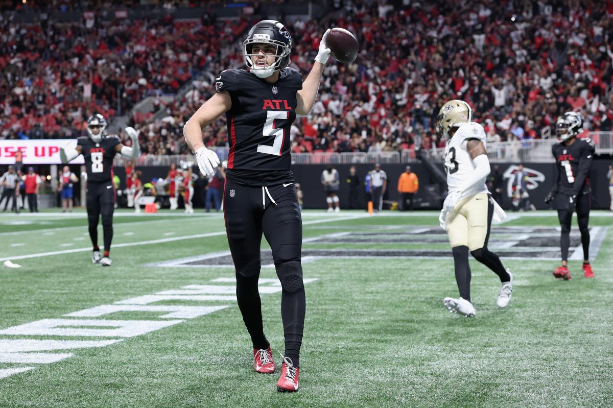 Falcons Secure Drake London with $141 Million Extension Amidst Quarterback Uncertainty