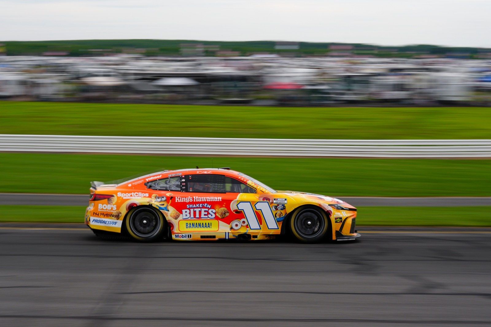 Denny Hamlin Secures Third Consecutive NASCAR Cup Victory at Pocono Raceway