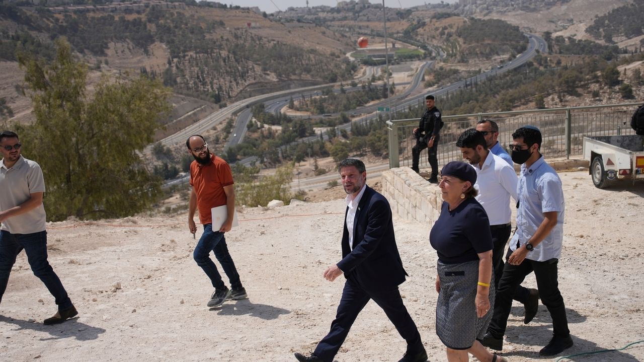 UK Sanctions Israeli Settlers and Issues Business Guidance on Illegal West Bank Settlements