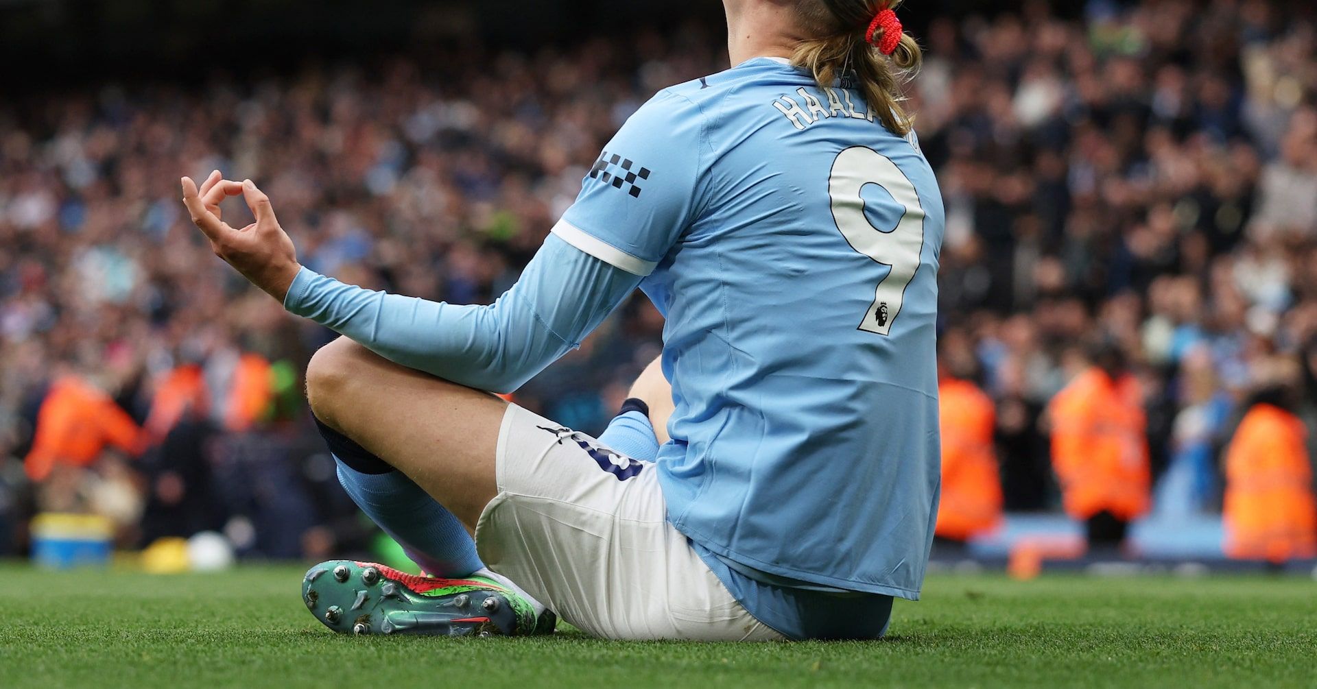 Manchester City secures 3-0 victory over Brentford, intensifying Premier League title pressure on Arsenal