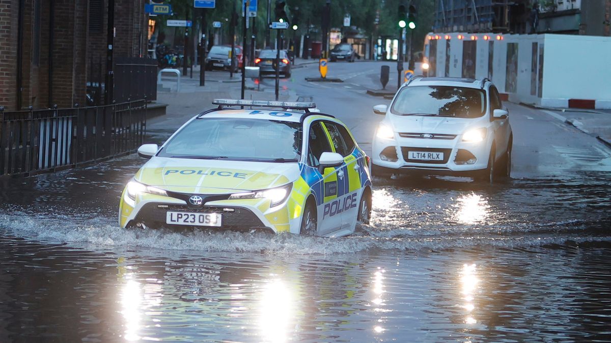 London storms and heat dome trigger 400 emergency calls, widespread transport chaos