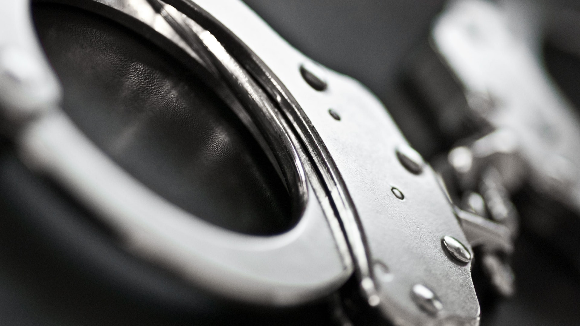 Woman charged with felony theft after refusing to return $20,000 payroll error from former employer