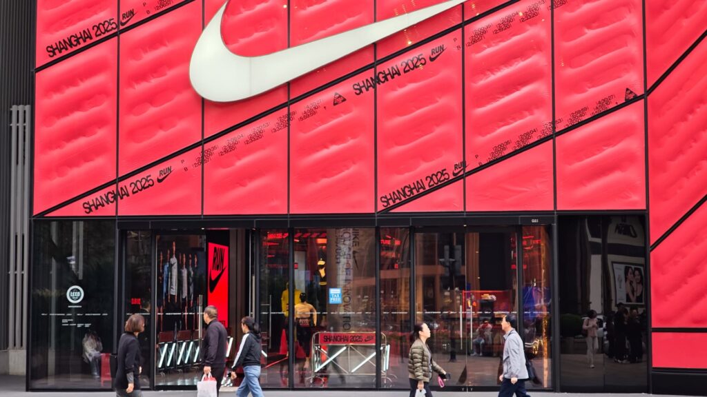 Nike to Consolidate China Online Sales by Cutting Thousands of Distributors