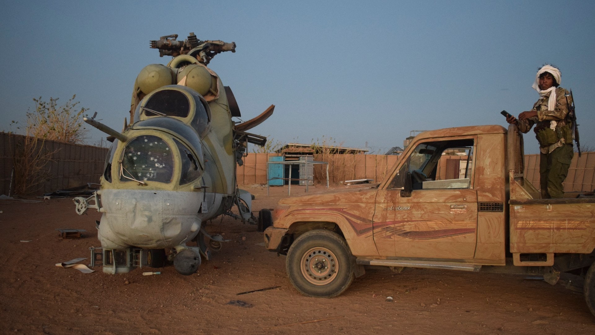 Tuareg-led FLA Launches Pre-Dawn Attacks on Multiple Towns and Military Bases Across Mali