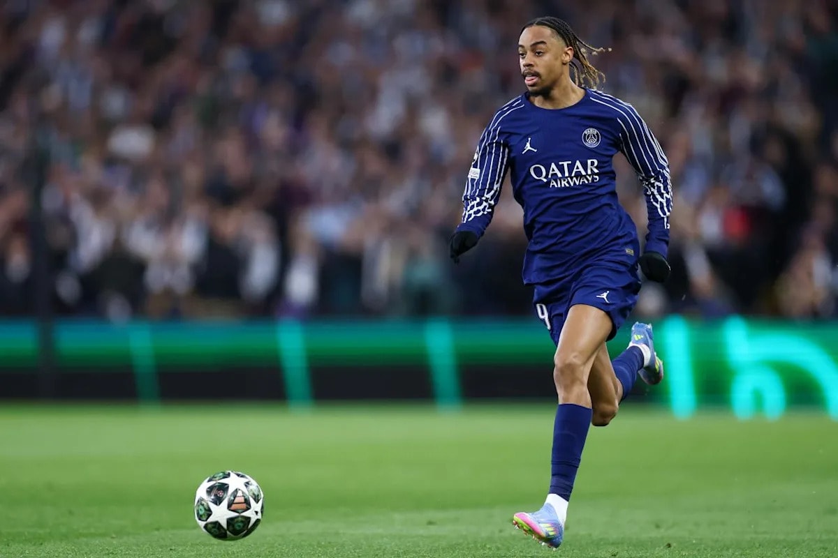 Bradley Barcola Halts PSG Contract Talks, Triggering Major Transfer Battle with Liverpool as Front-runner