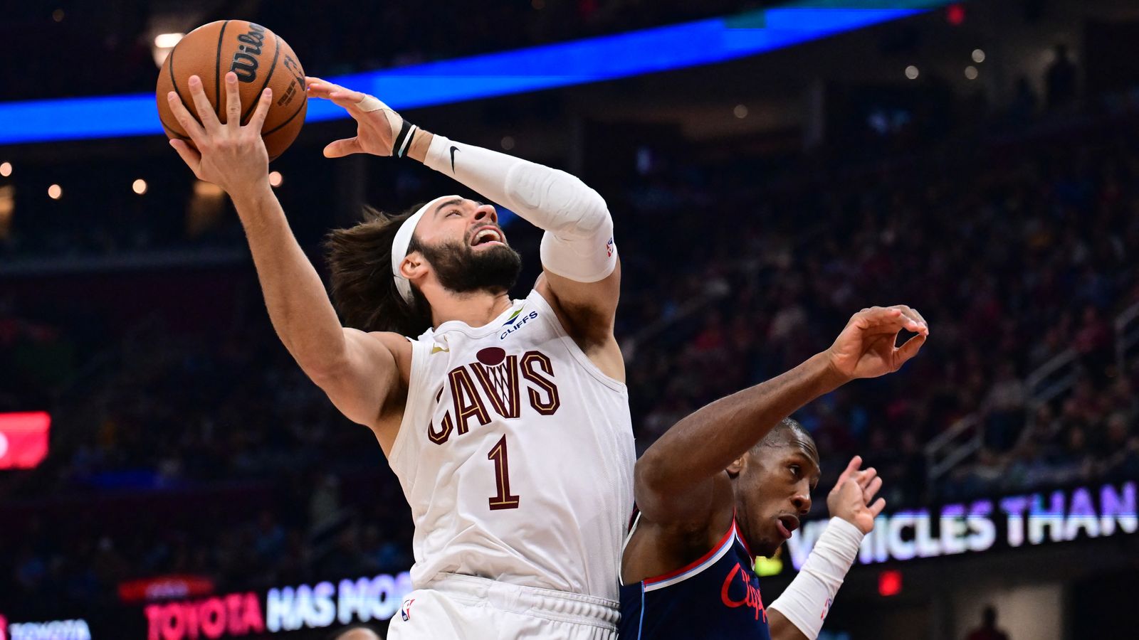 Clippers Acquire Max Strus in Three-Team Trade Involving Cavaliers and Nuggets