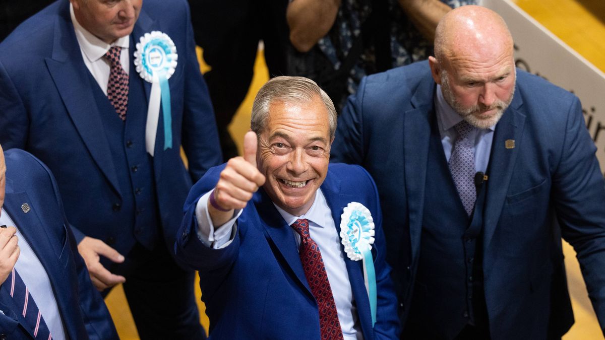 Reform UK's Farage Security Claims Spark Dispute With Police During Clacton By-Election