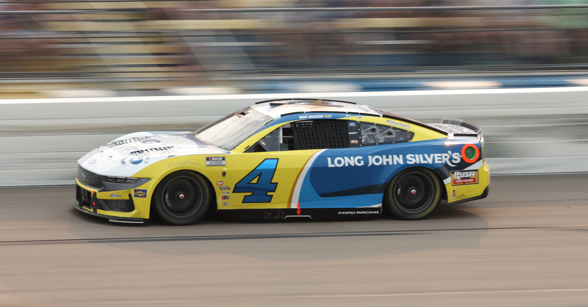 Front Row Motorsports Extends Noah Gragson's Contract, Solidifying Three-Car NASCAR Lineup Through 2027