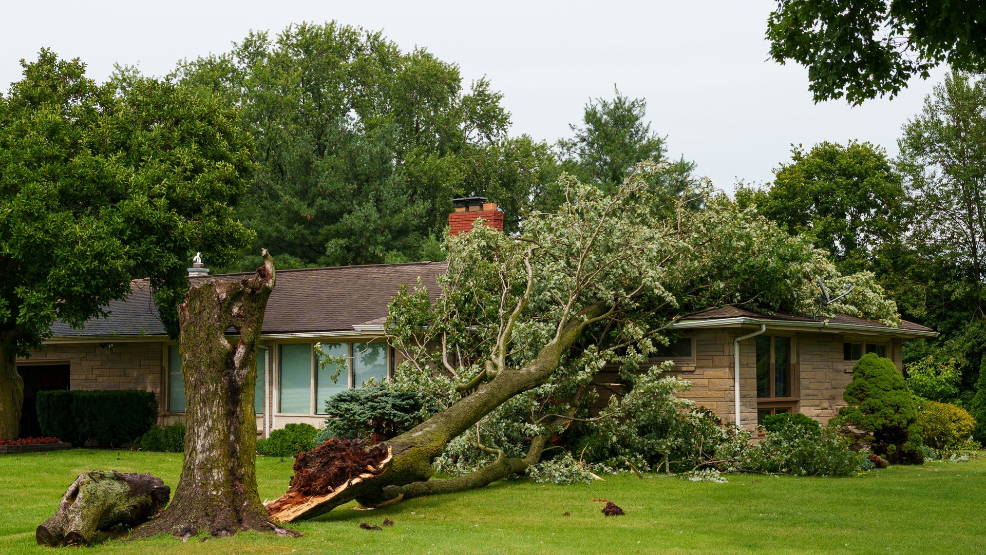 Ohio faces widespread flood threat as Governor declares emergency, deploys National Guard amid fatality.