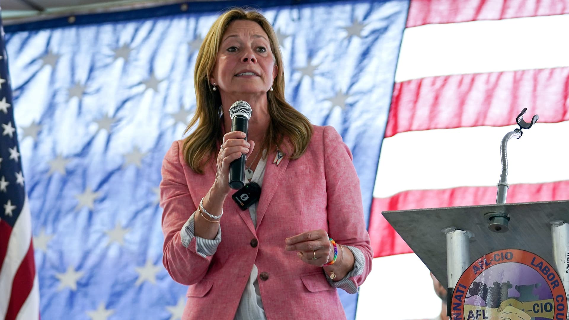 Armed Individual Attacks Ohio Gubernatorial Candidate Amy Acton, Leaving Several Injured at Fair