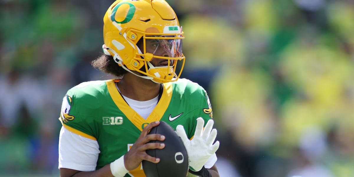 Oregon Quarterback Dante Moore Hospitalized After Suffering Targeting Hit Against USC