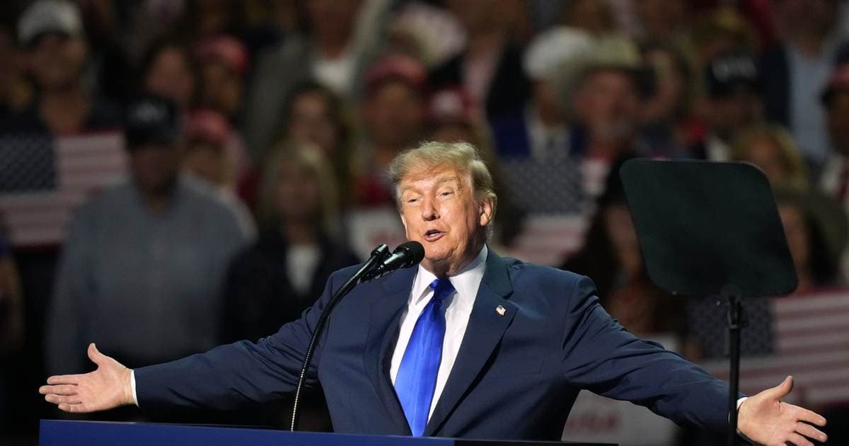 Trump Announces CNN, MSNOW, Politico White House Ban