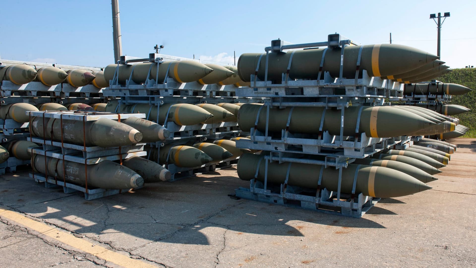 Trump Administration Prepares $2.8 Billion Munitions Package for Israel Despite Controversy