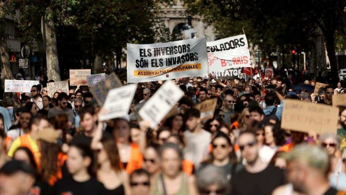 Mass Protests Erupt Across Spain After Parliament Rejects Emergency Housing Legislation